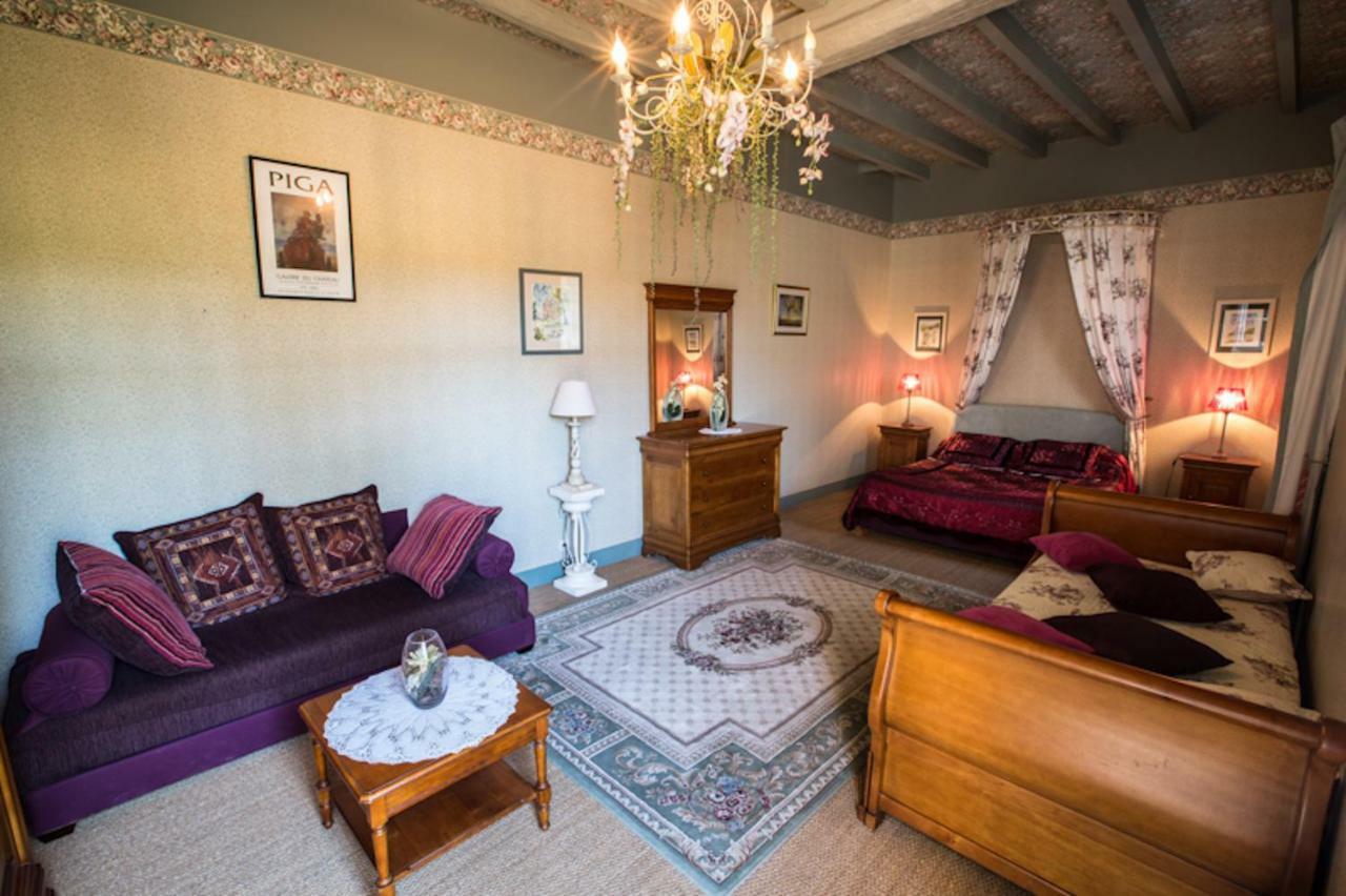 Chambres D'Hotes La Ferme Du Grand Launay Semblancay Exterior photo